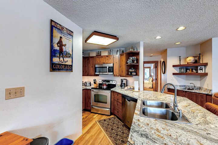 #1112 - Kitchen