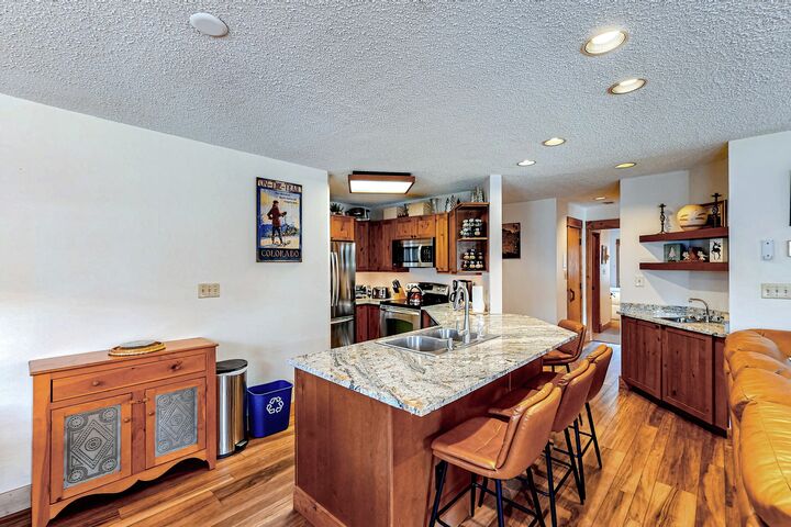 #1112 - Kitchen
