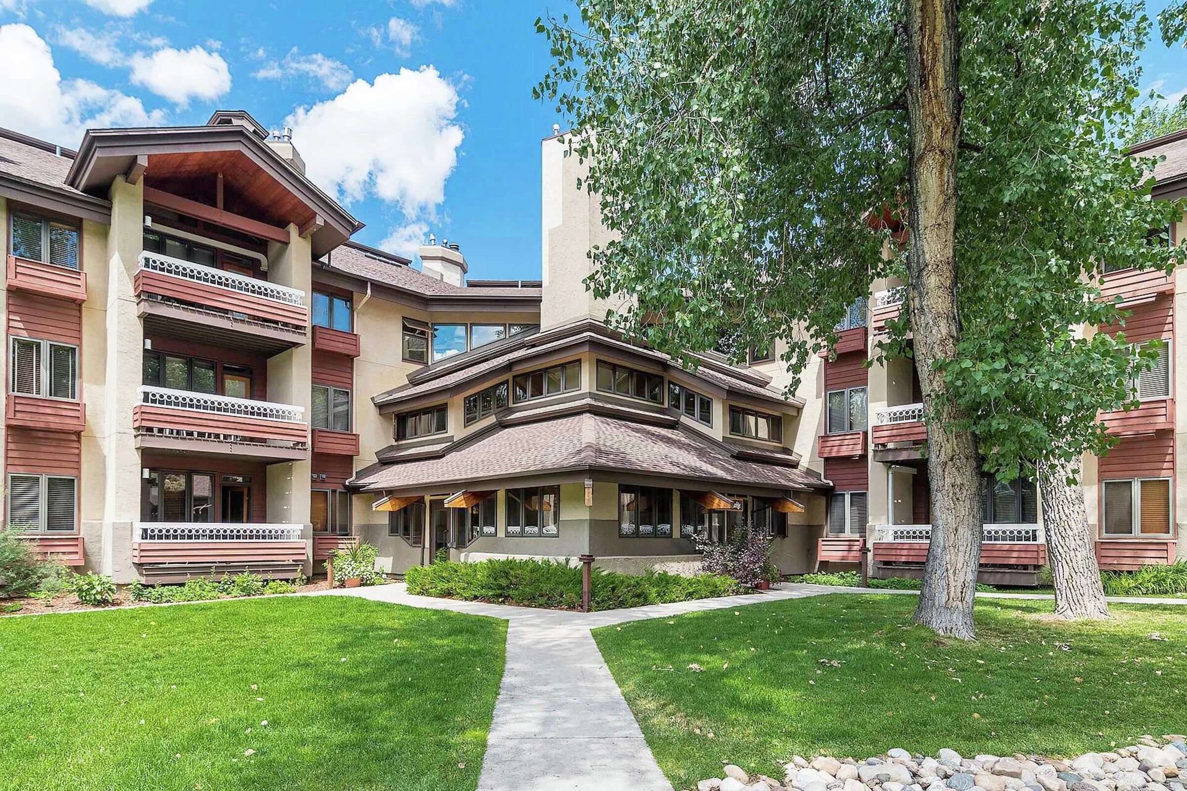 Trappeur's Lodge at Trappeur's Crossing