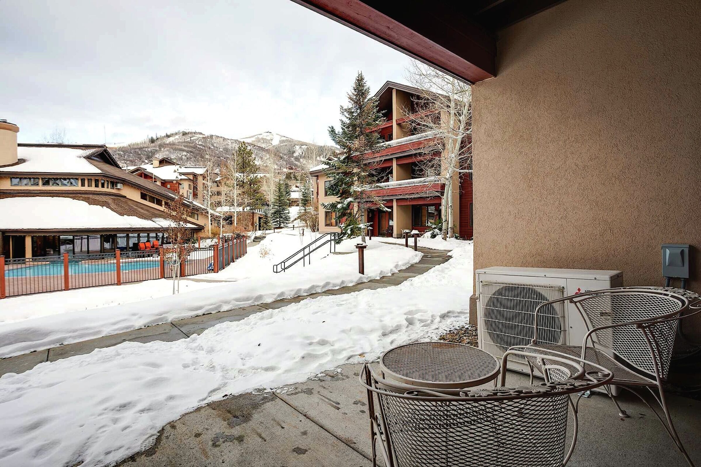 #2109 - Patio
