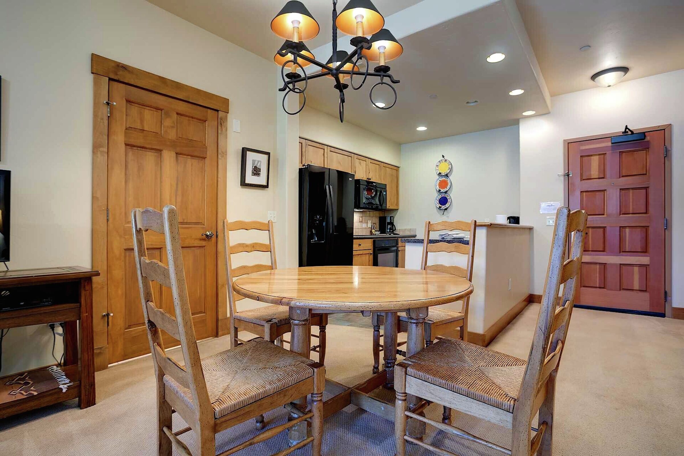 #2110 - Dining Area