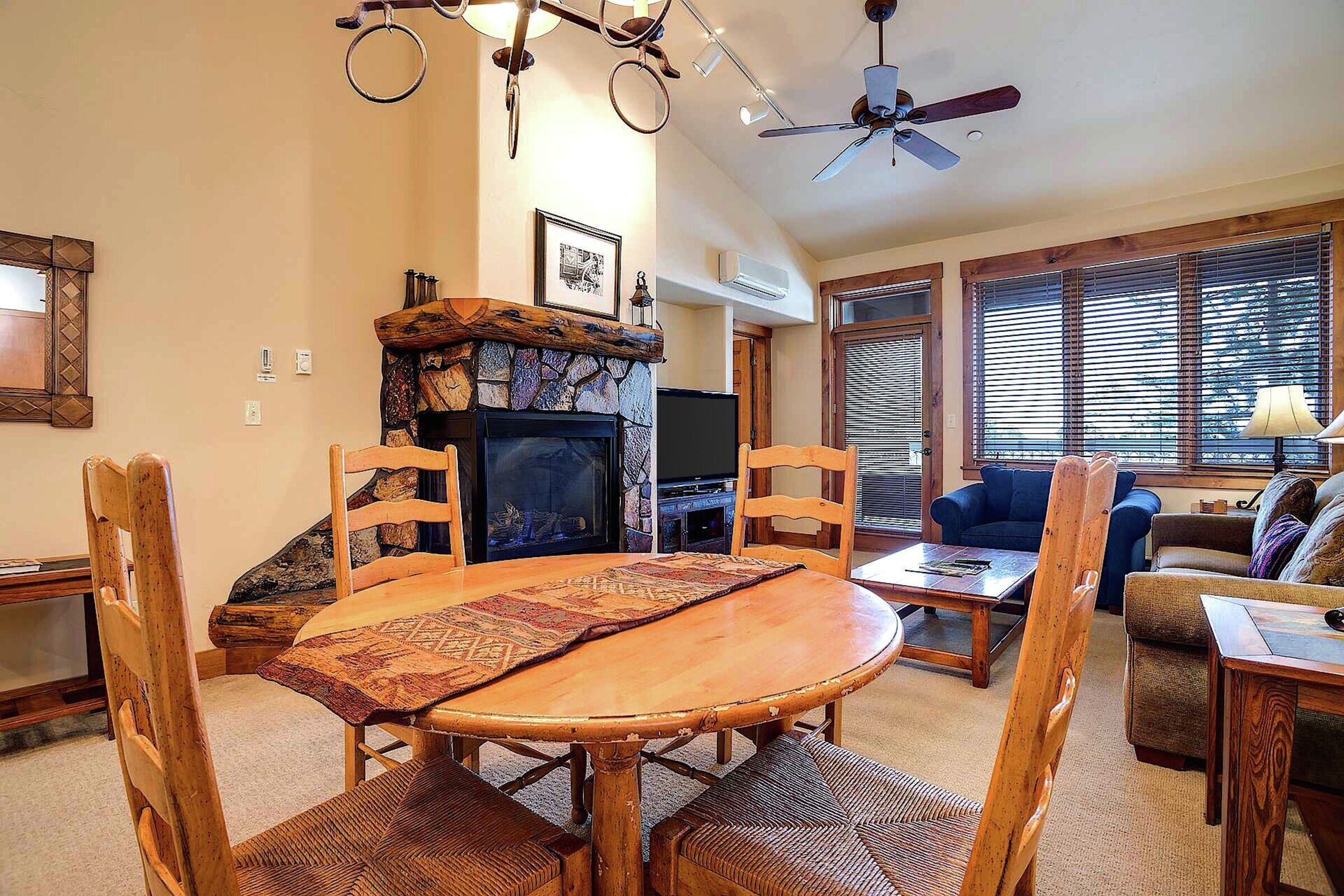 #2312 - Dining Area
