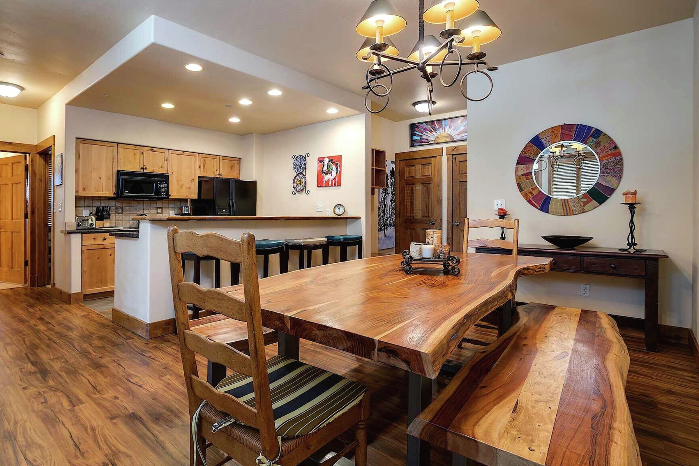 #2104 - Dining Area