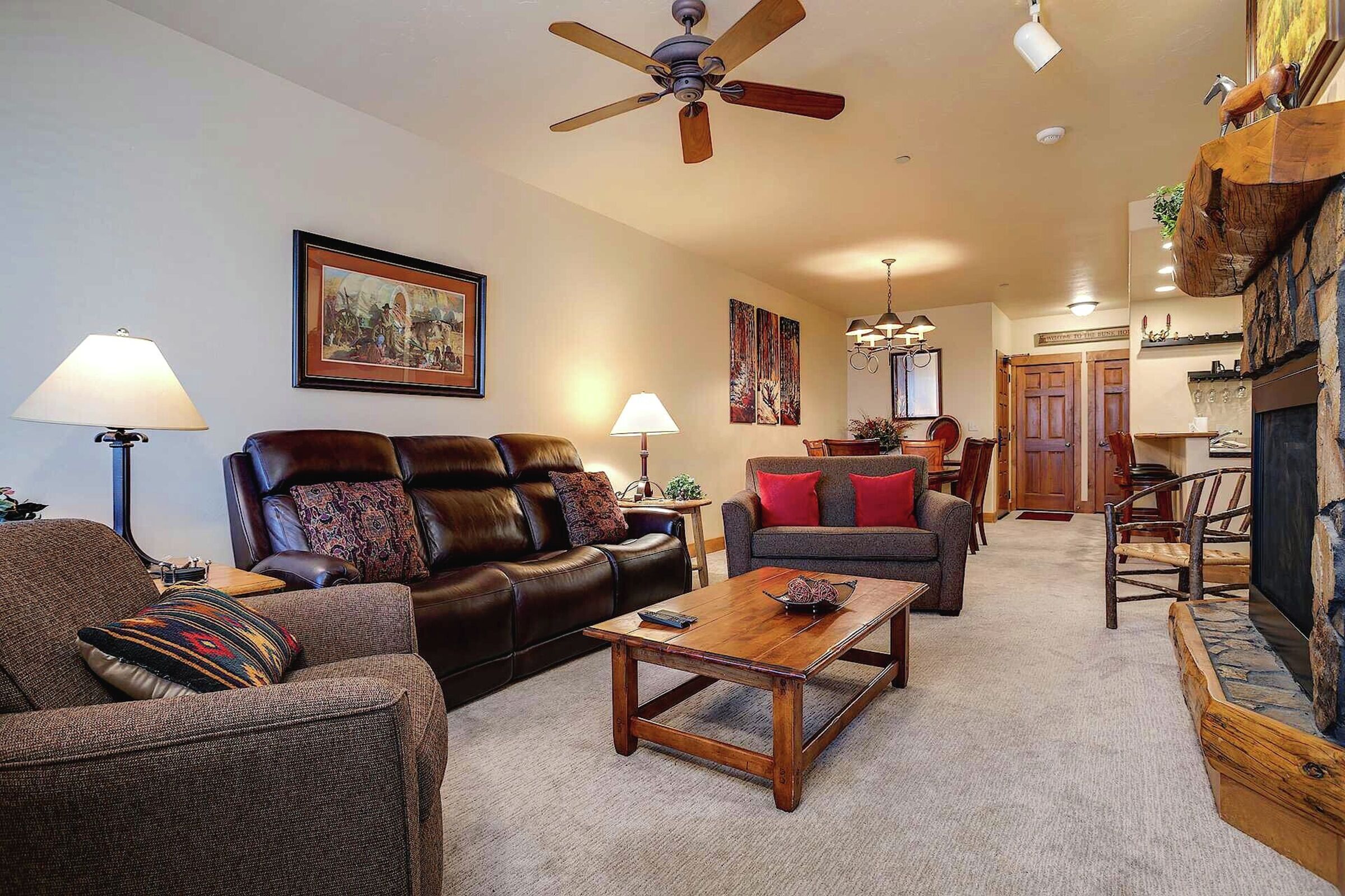 #2203 - Living Area