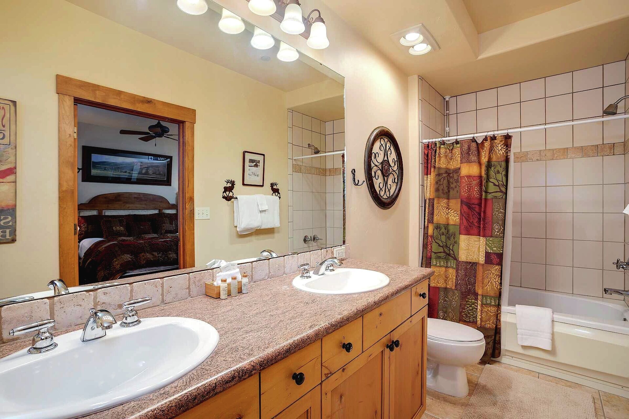 #2203 - Master Ensuite Bathroom