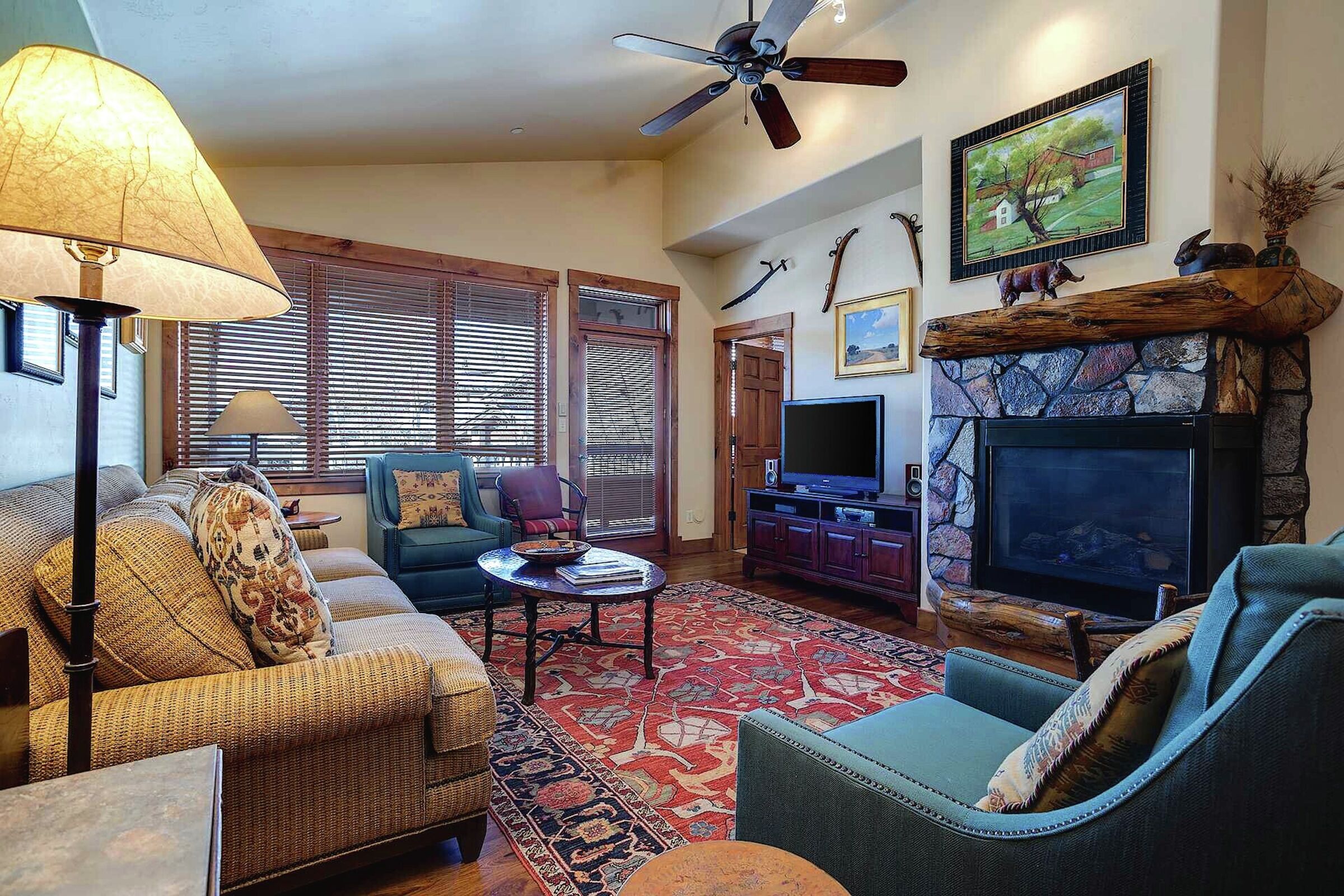 #2207 - Living Area