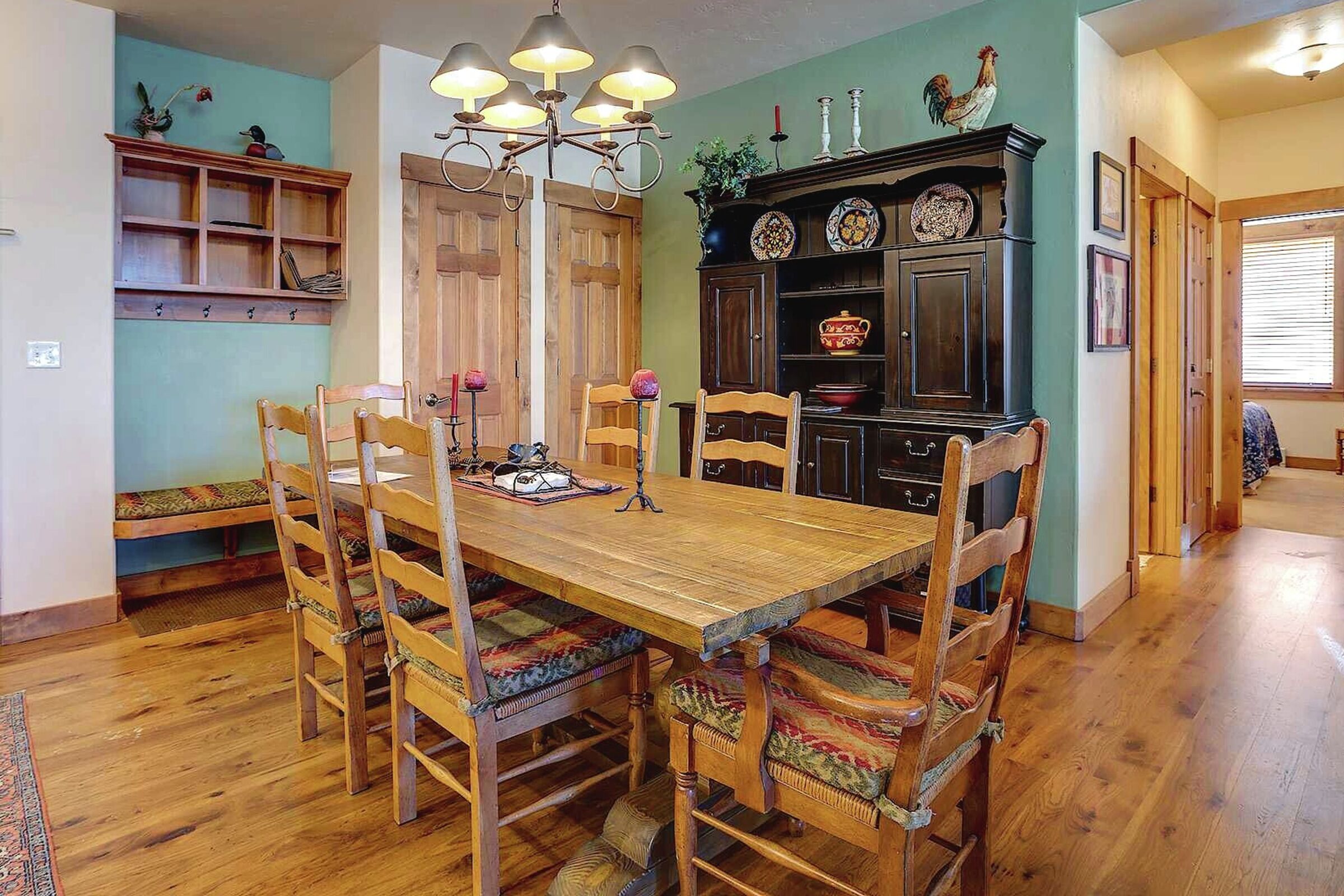 #2207 - Dining Area