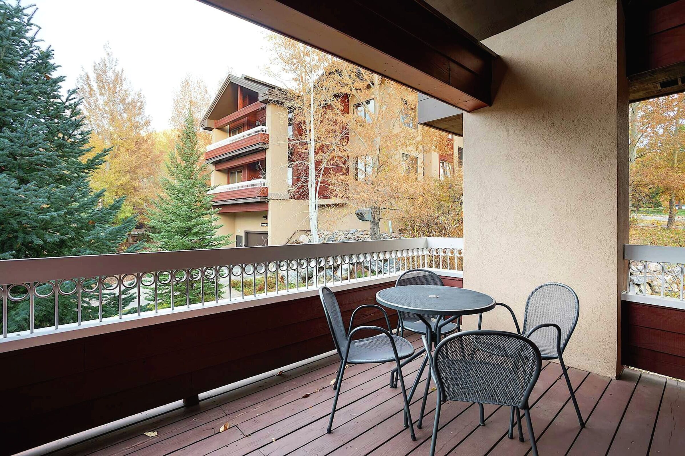 #2208 - Balcony