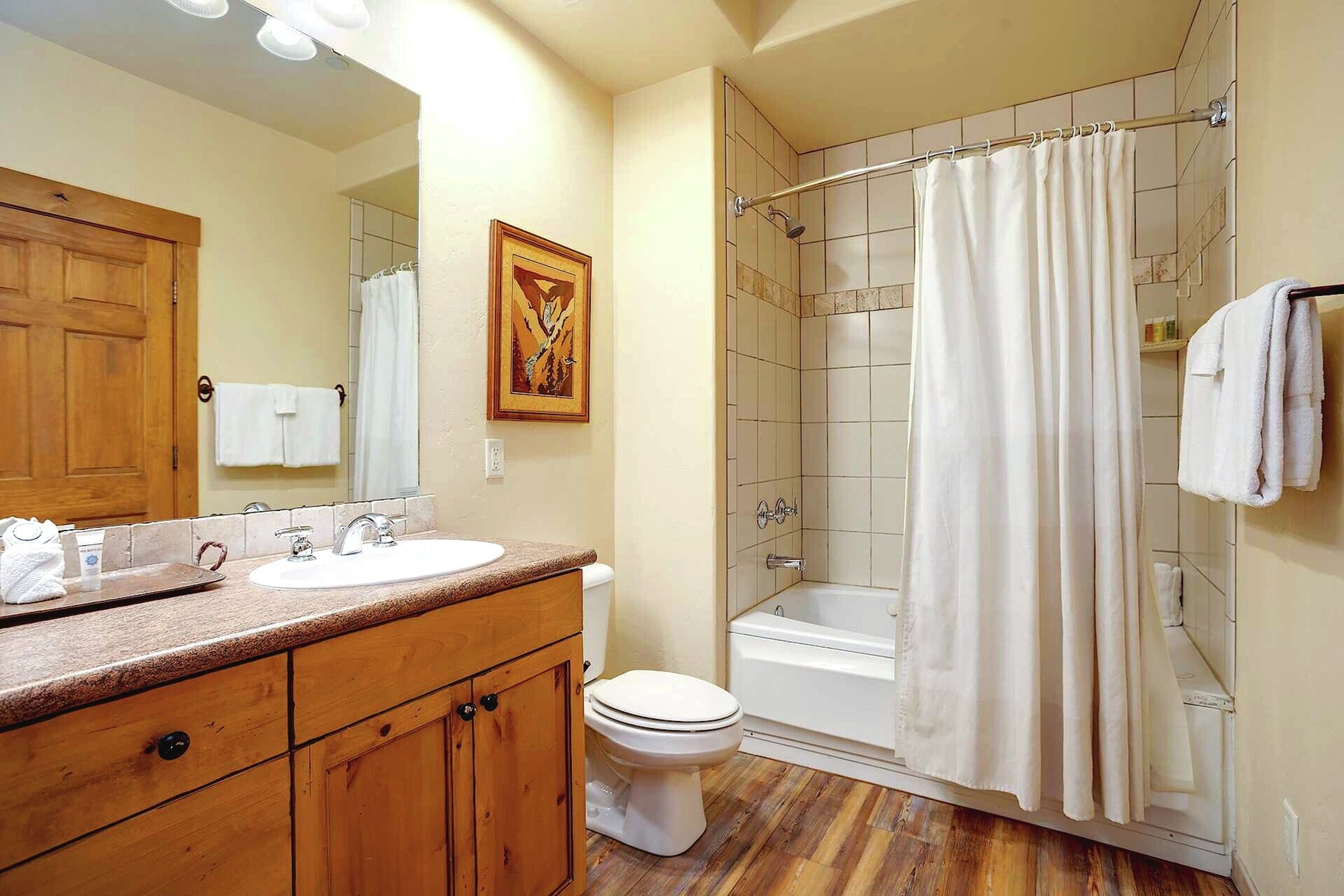 #2108 - Master Ensuite Bathroom