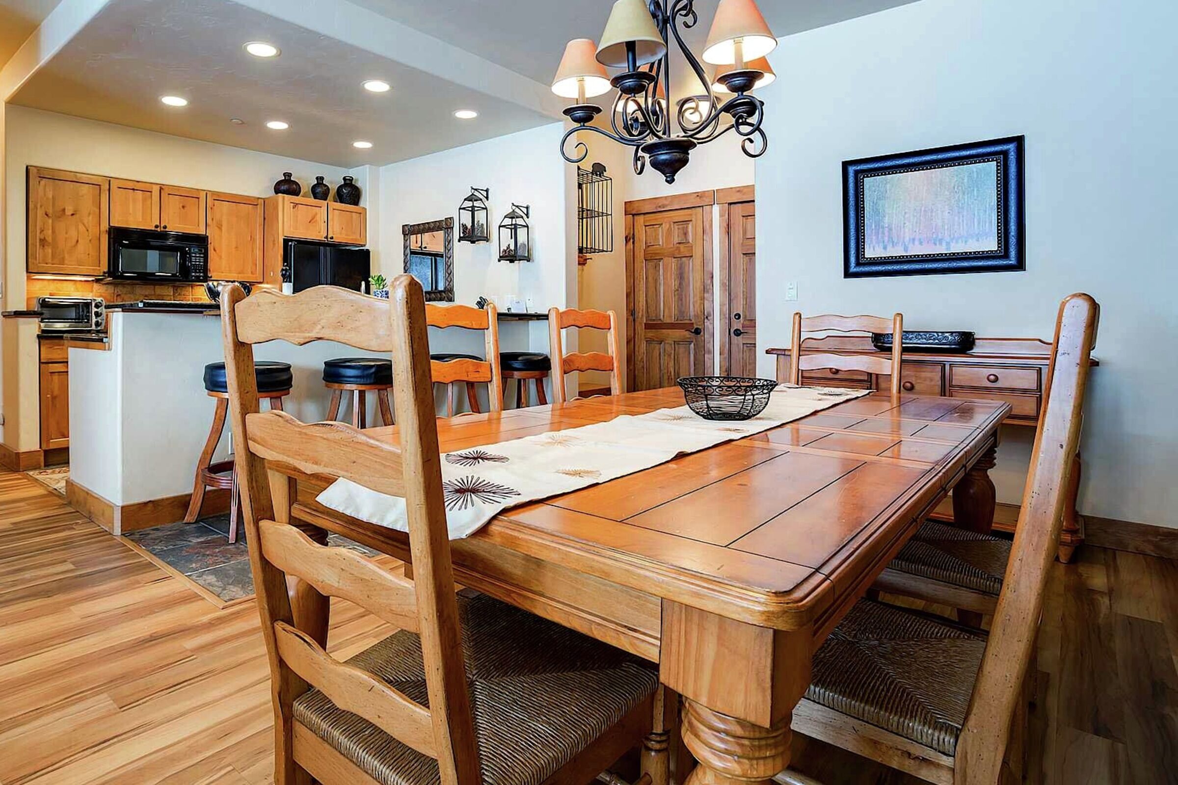 #3104 - Dining Area