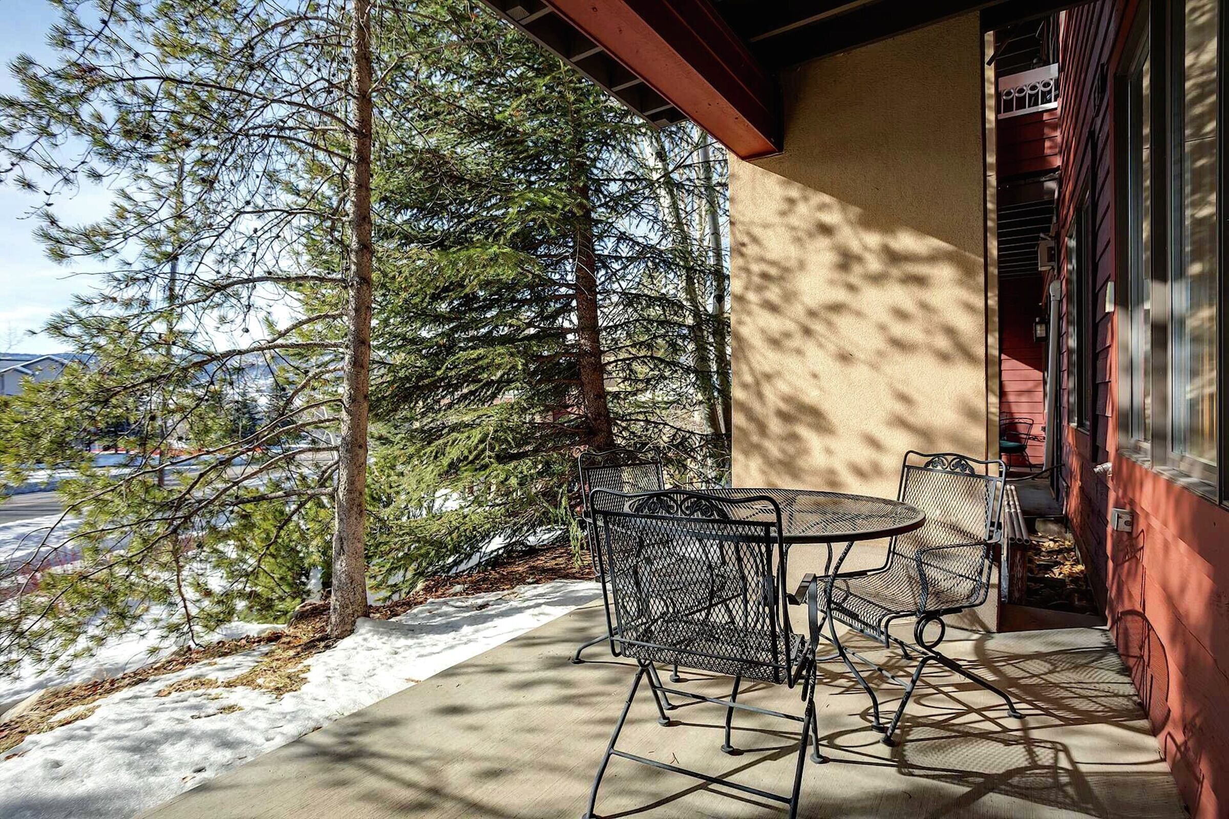 #3103 - Patio