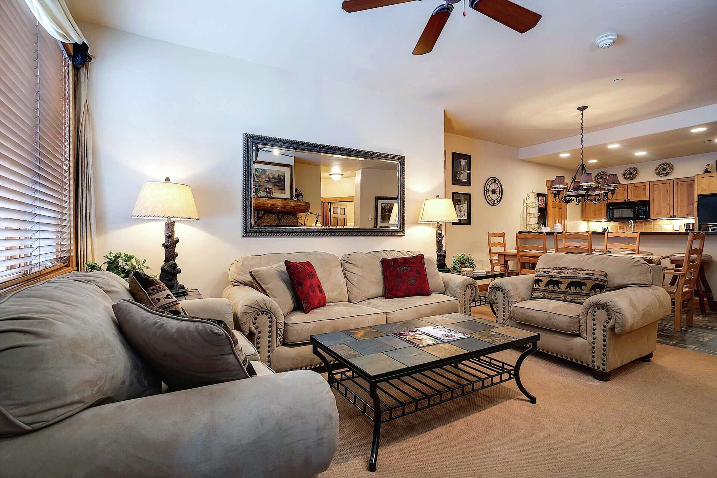 #3102 - Living Area