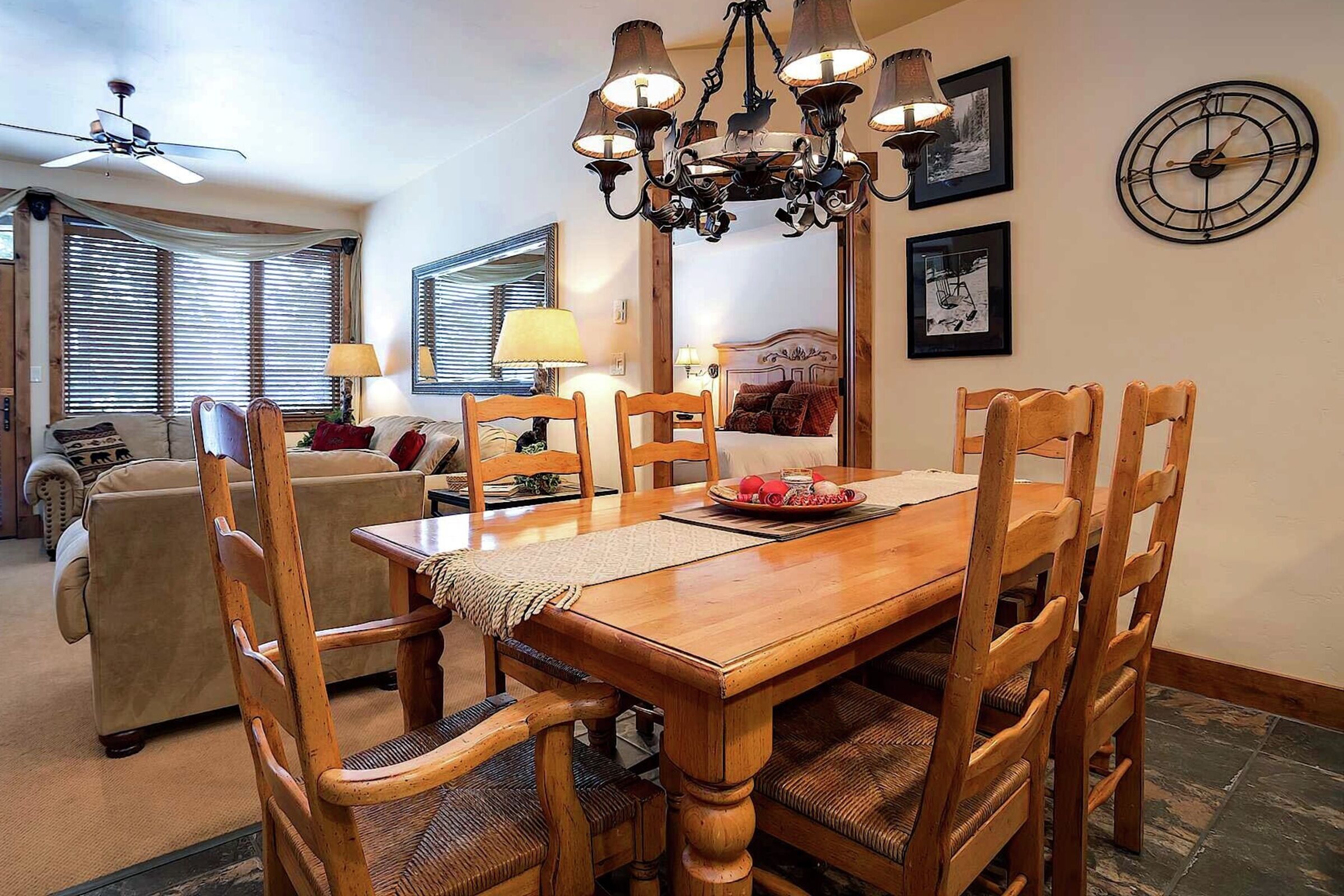 #3102 - Dining Area