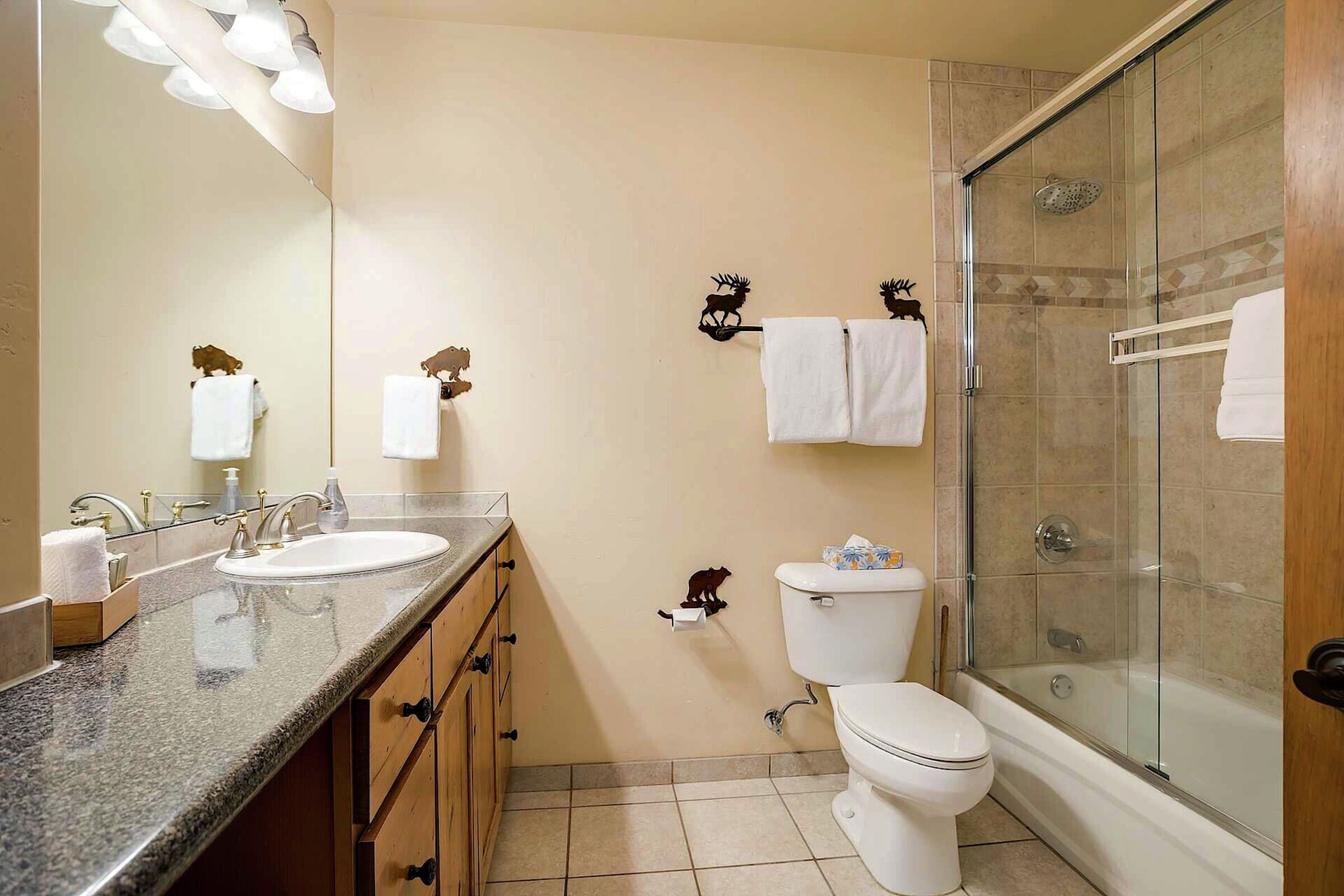 #3202 - Bathroom