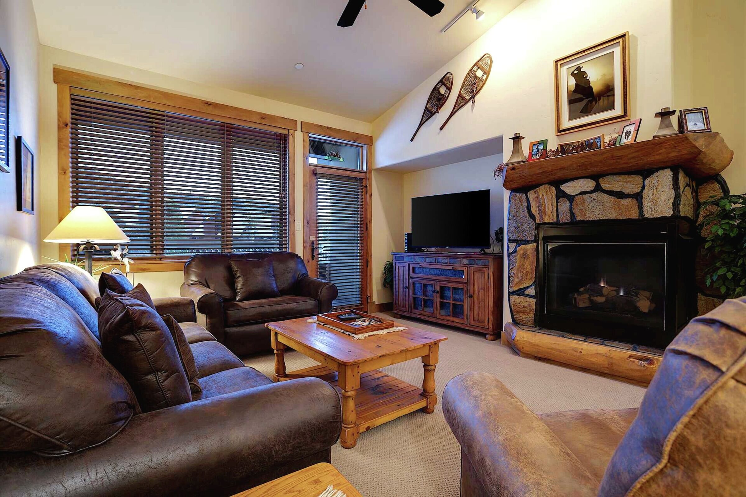 #3304 - Living Area