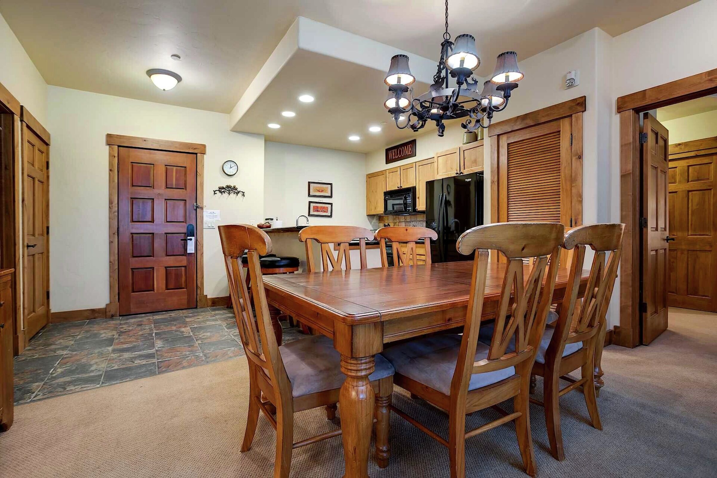 #3105 - Dining Area