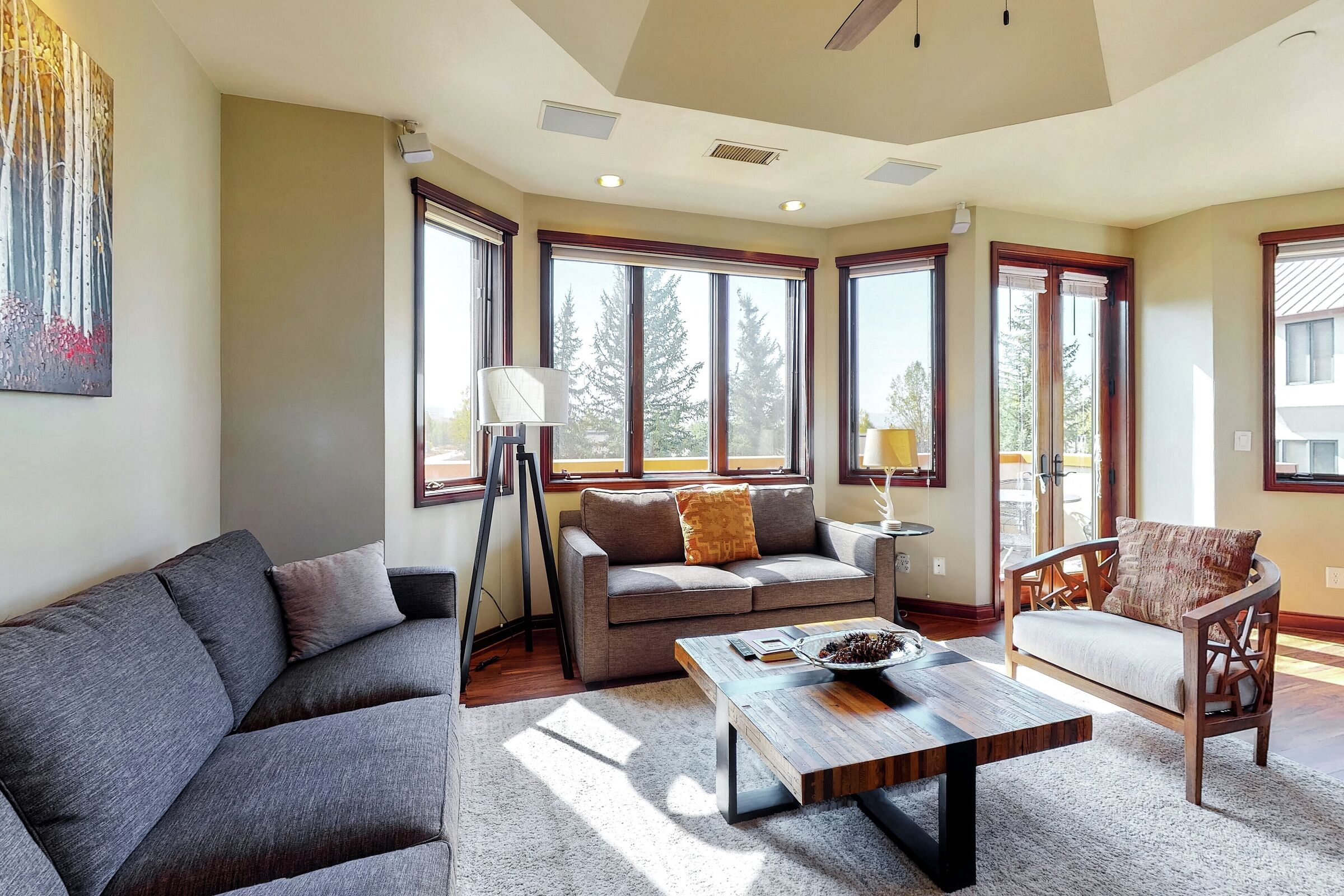 Clarion #2 - Living Area