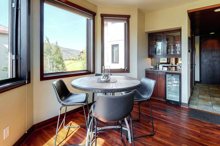 Clarion #2 - Dining Area