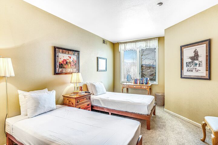 Windsor #2 - Bedroom