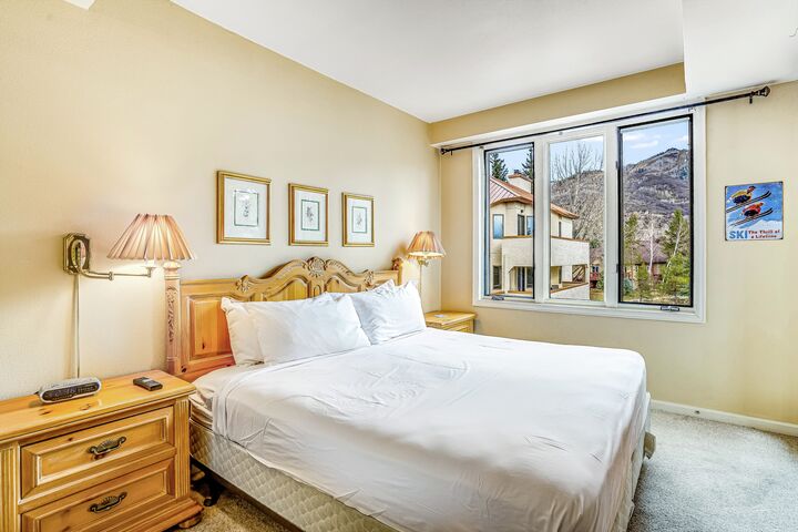 Windsor #2 - Master Bedroom