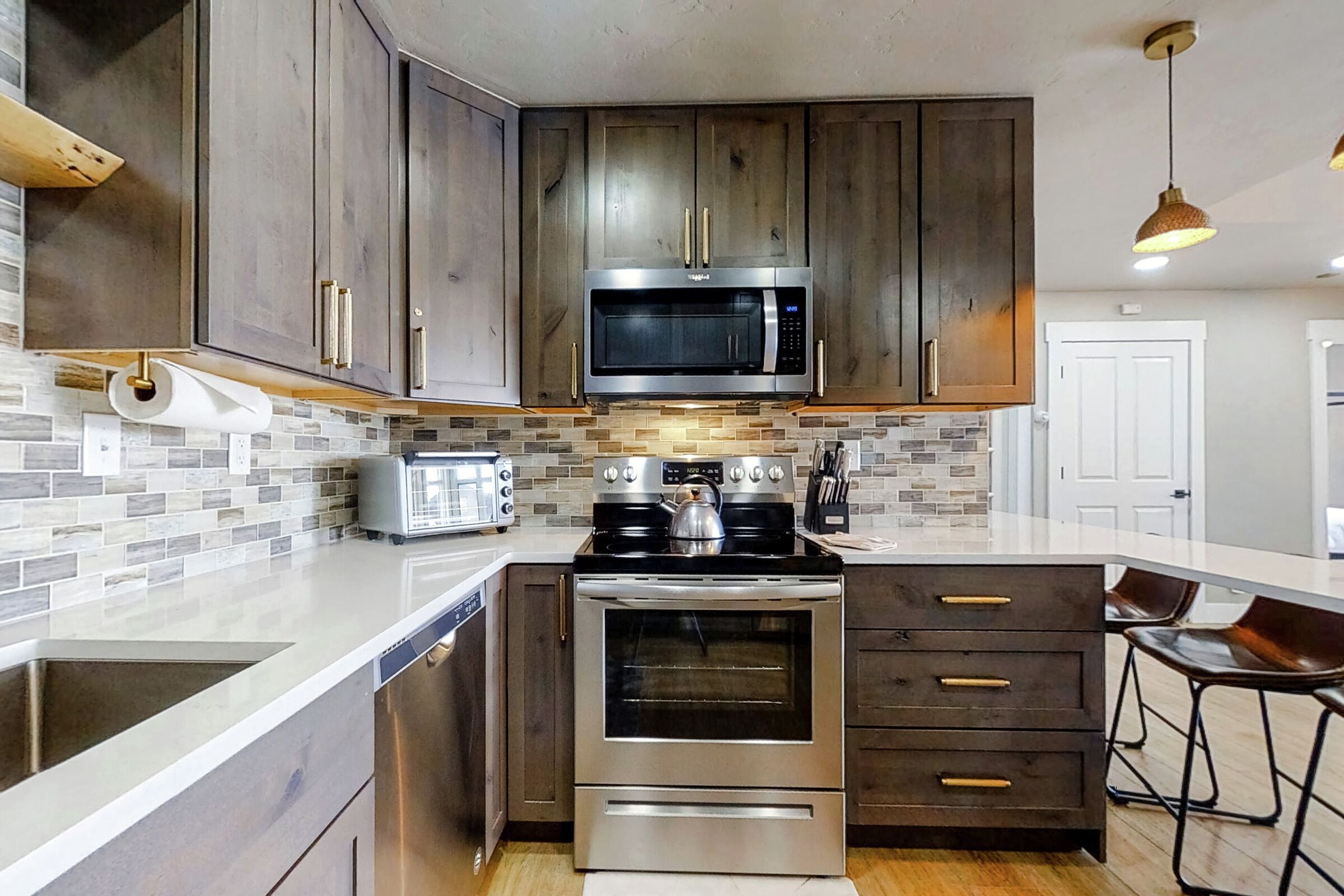 Cambridge #1 - Kitchen