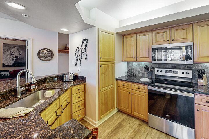 Cambridge #4 - Kitchen