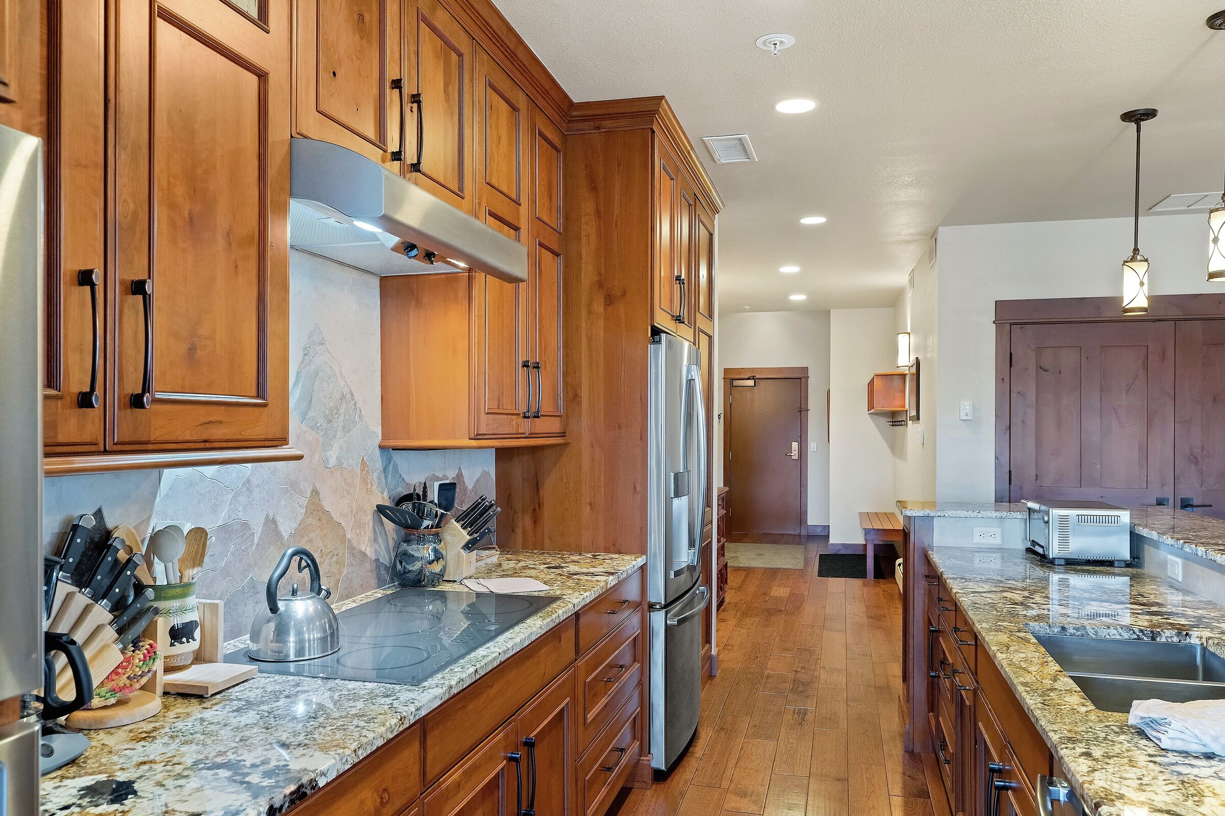 Buckingham #2 - Kitchen
