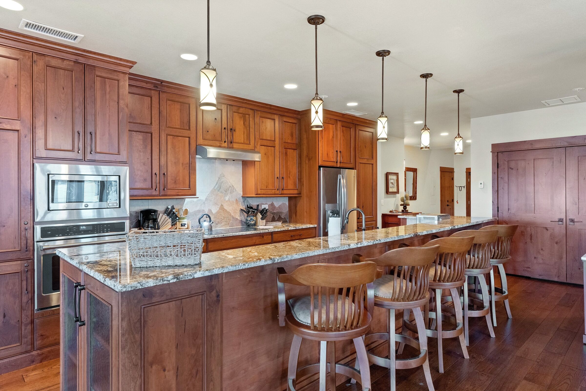 Buckingham #2 - Kitchen