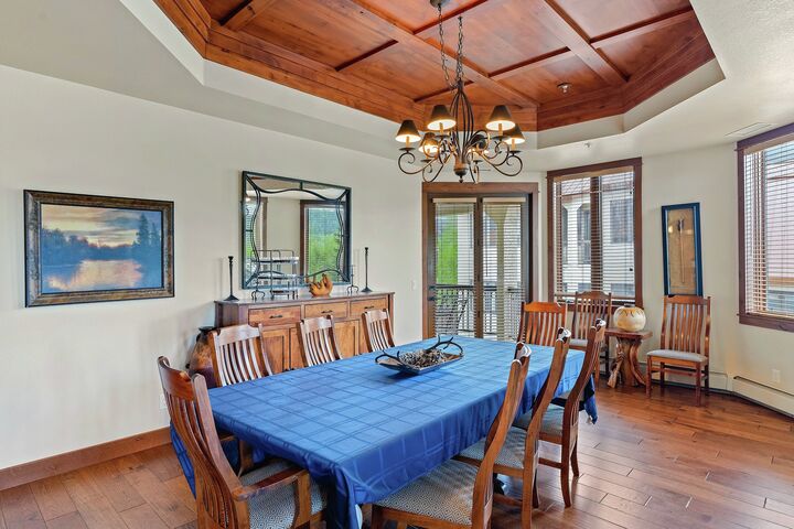 Buckingham #2 - Dining Area