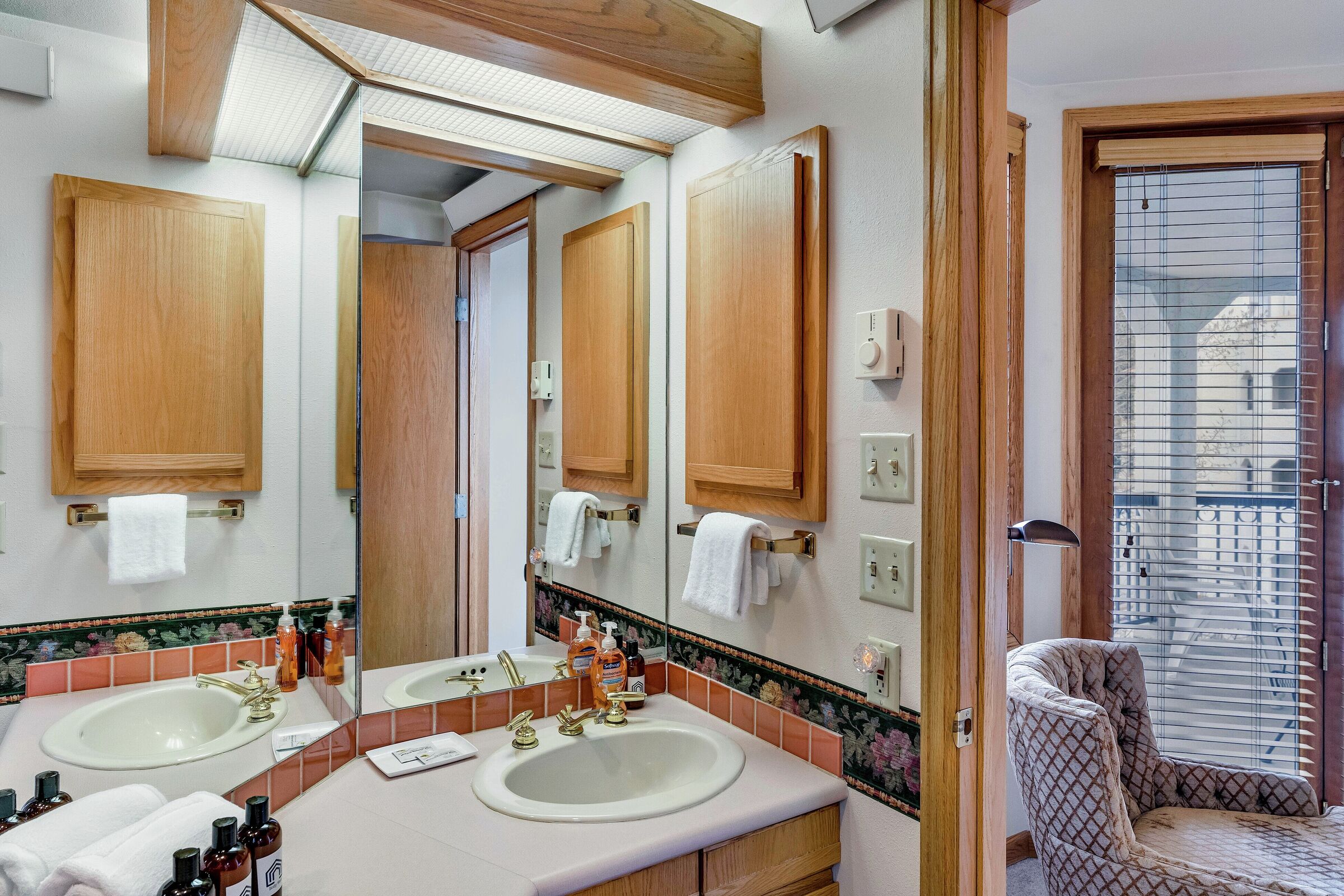 Hanover #2 - Master Ensuite Bathroom