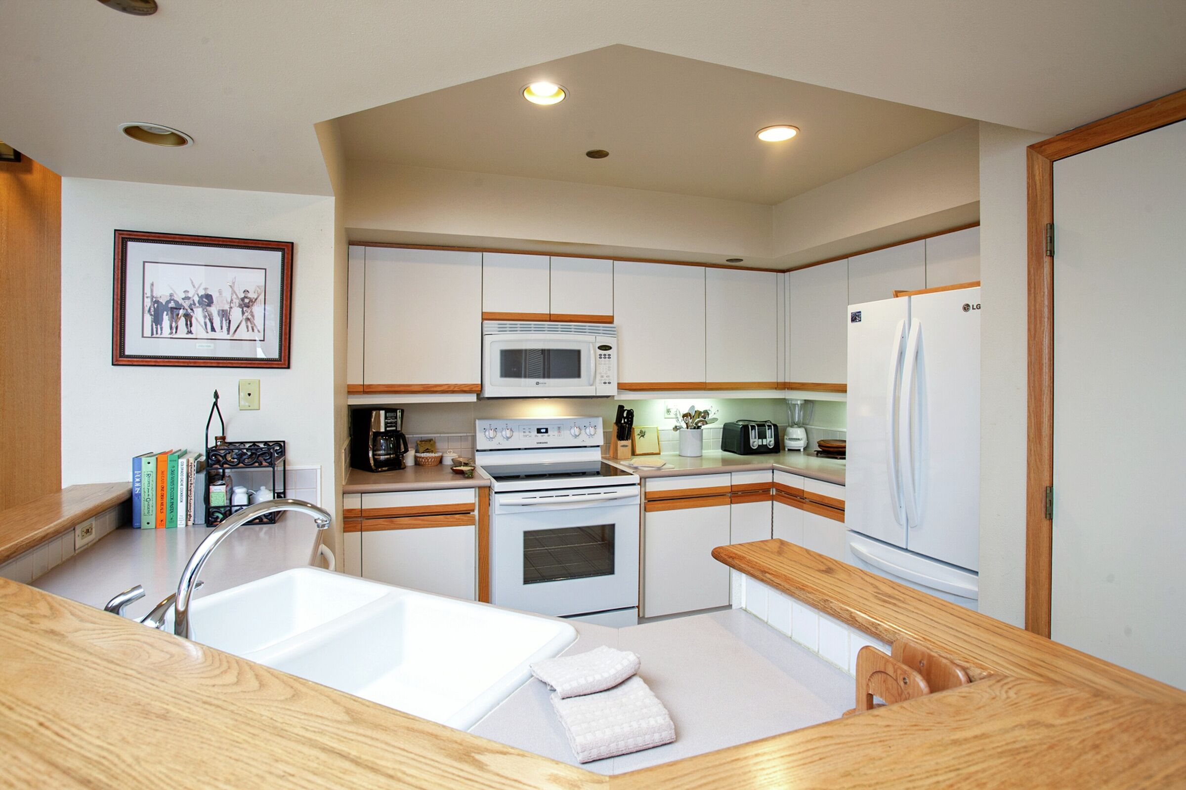 Hanover #2 - Kitchen