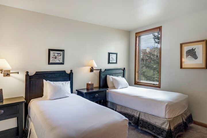 Hanover #2 - Bedroom