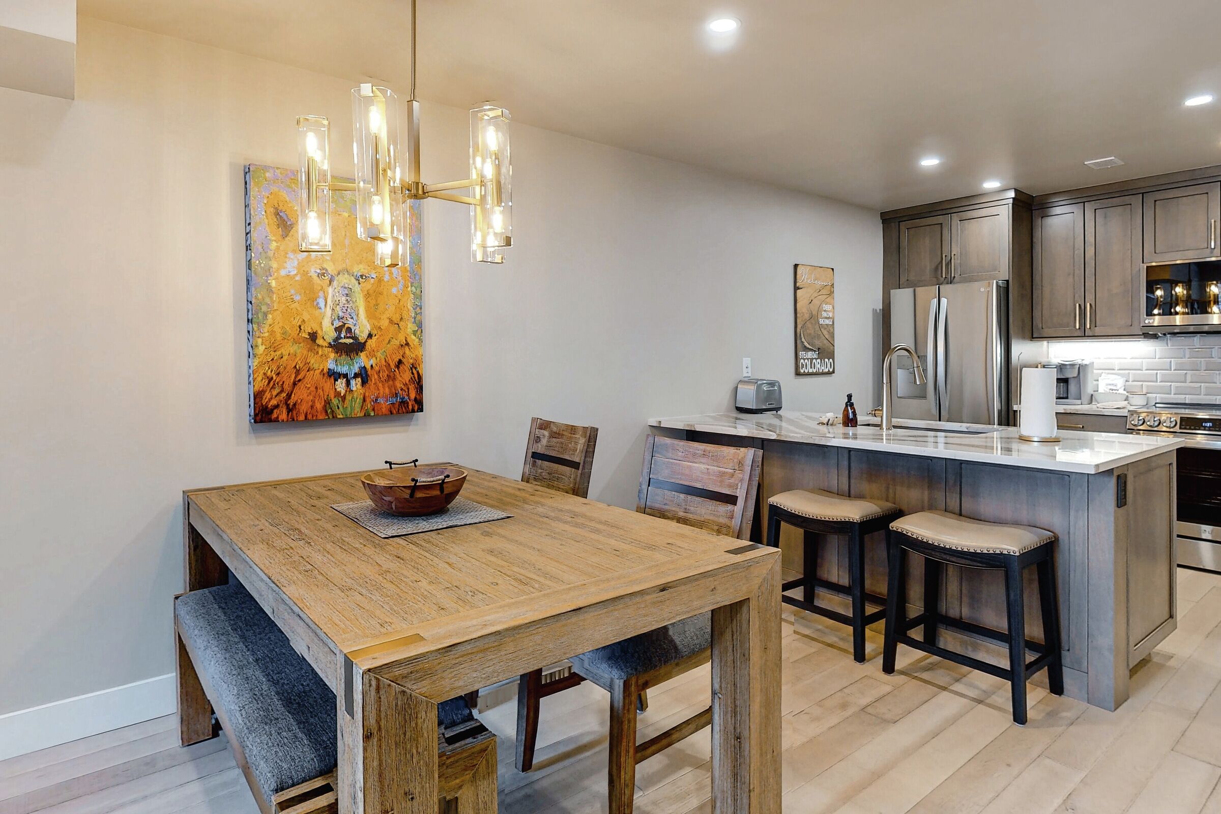 Oxford #13 - Dining Area