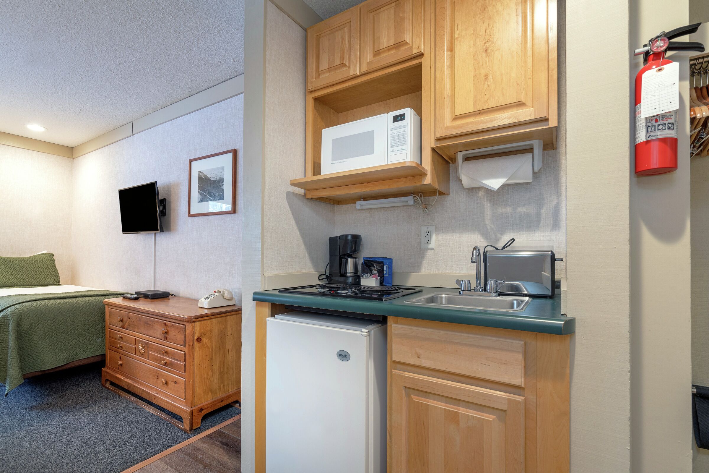 Kitchenette