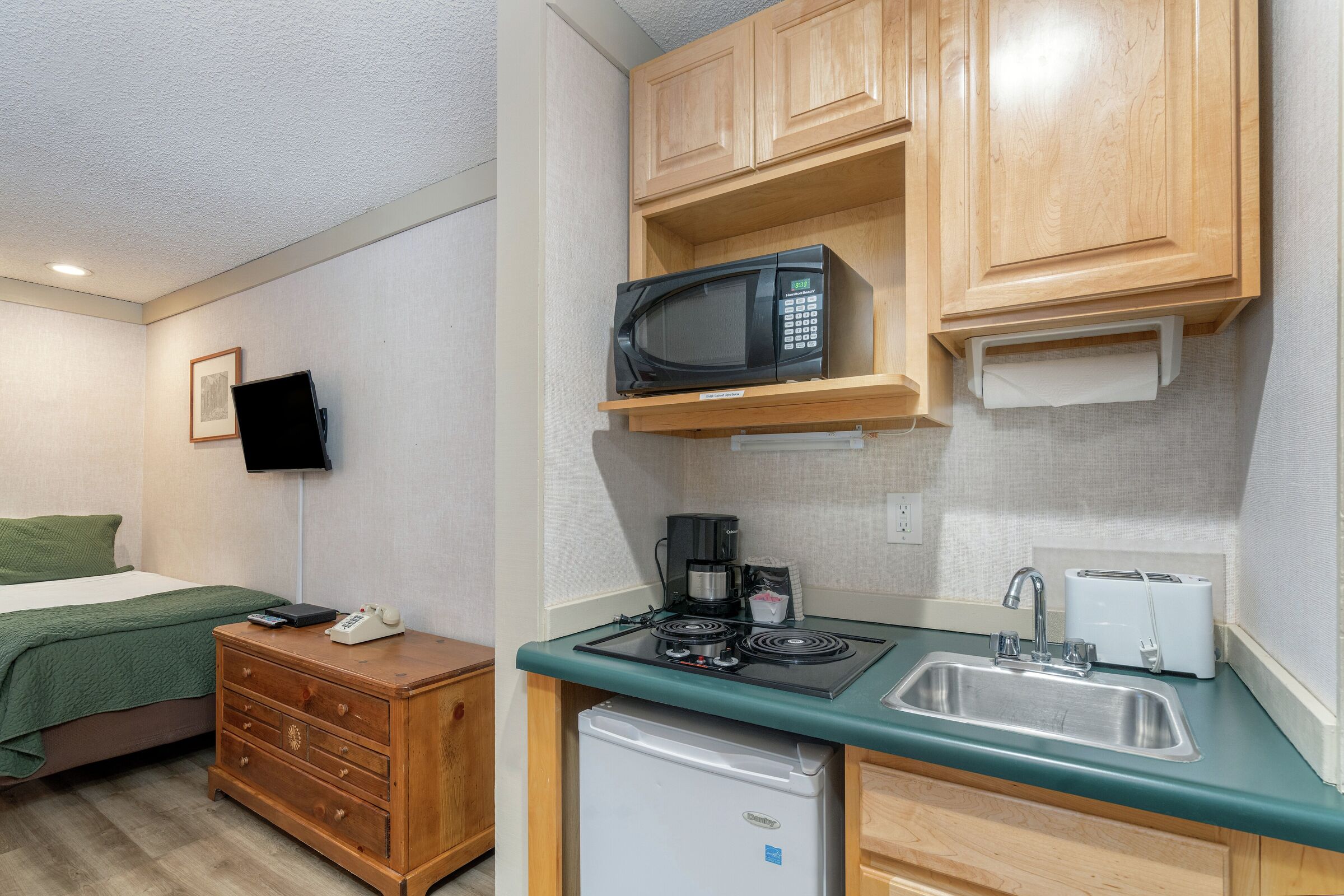 Kitchenette