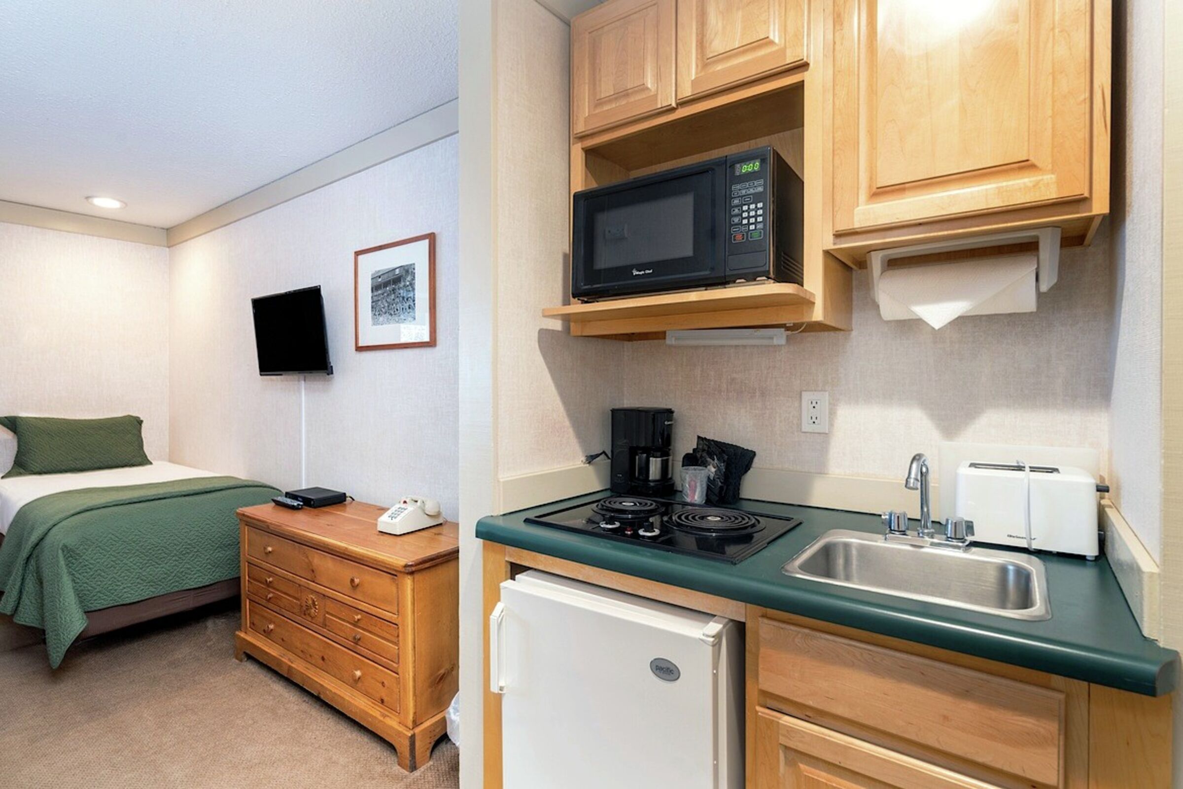 Kitchenette