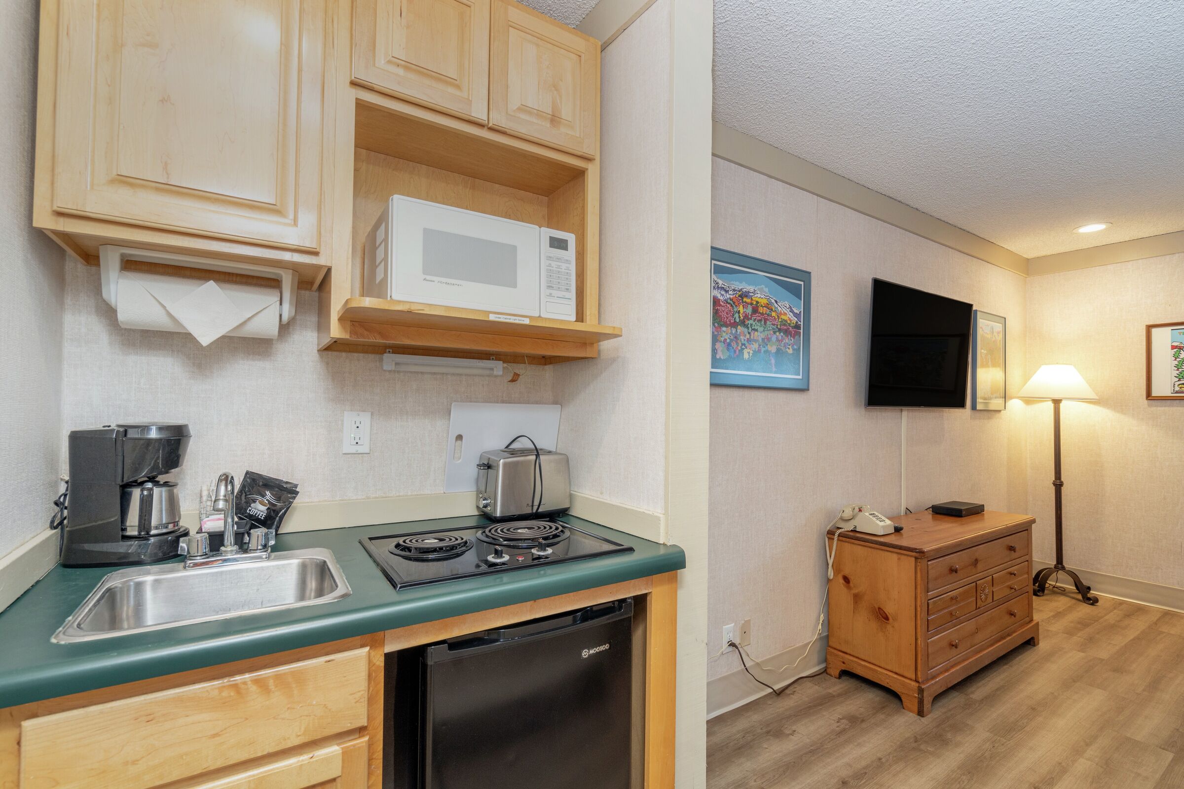 Kitchenette