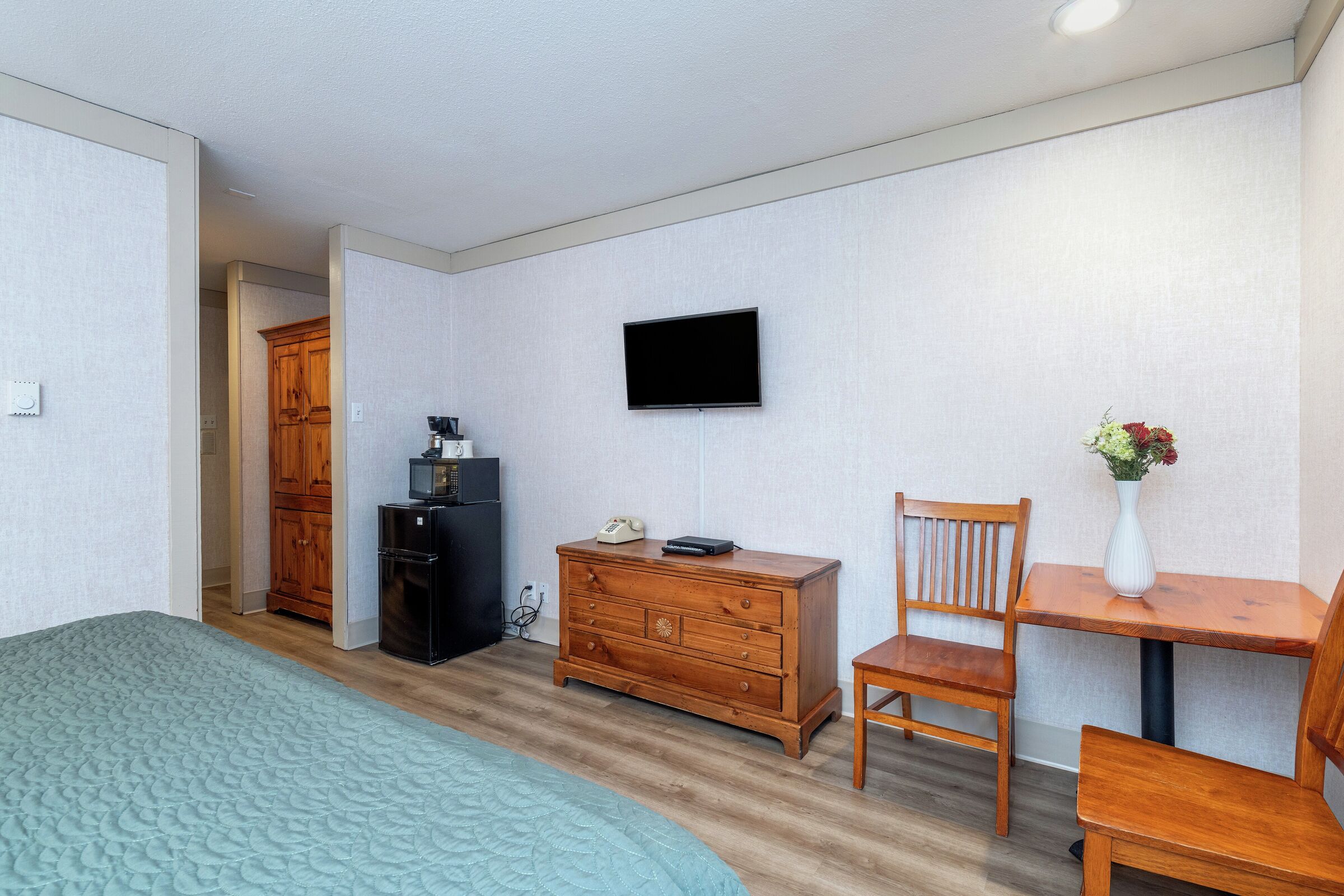 #206 - Guest Room