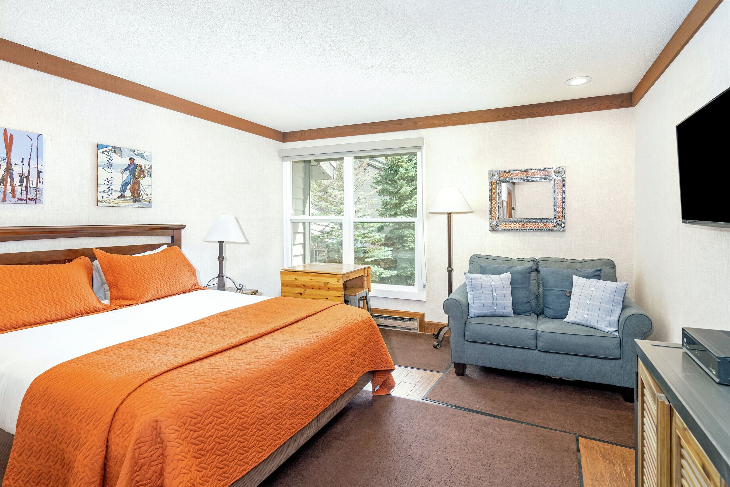 #118 - Guest Room