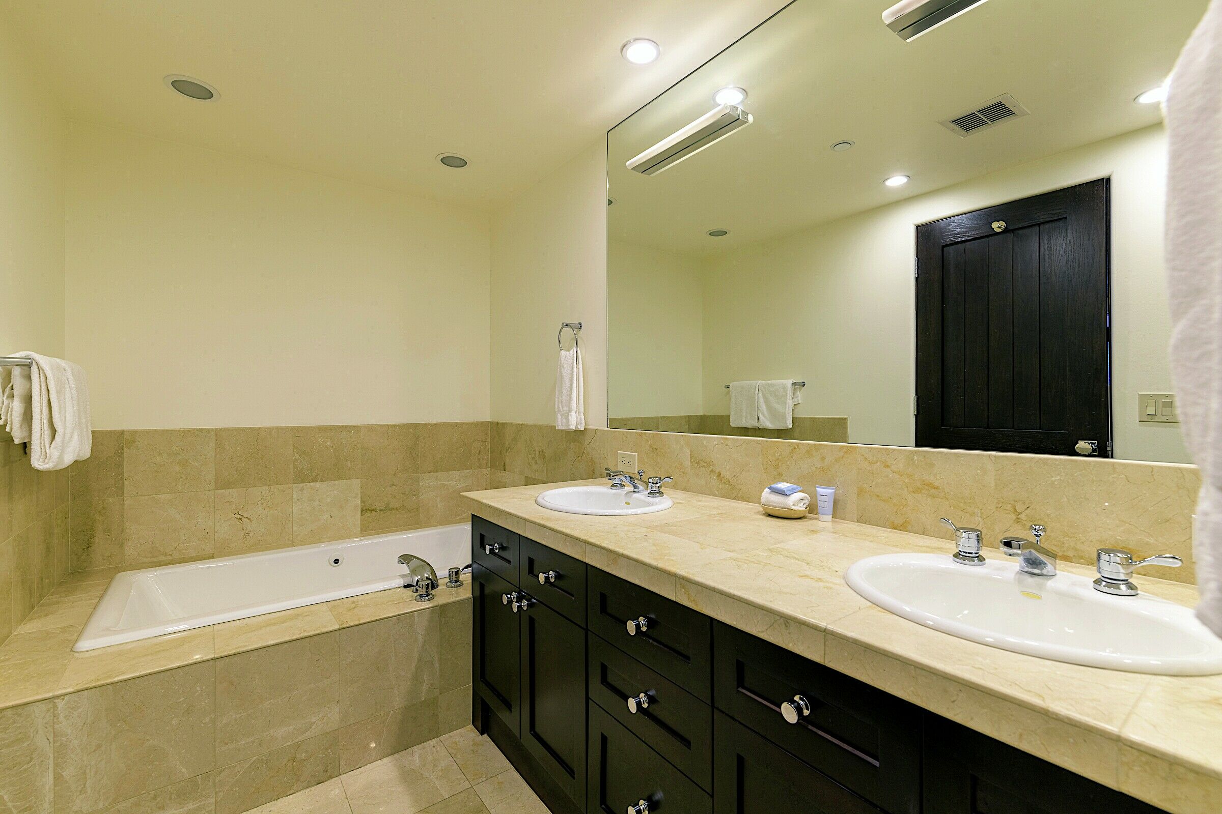 Master Ensuite Bathroom
