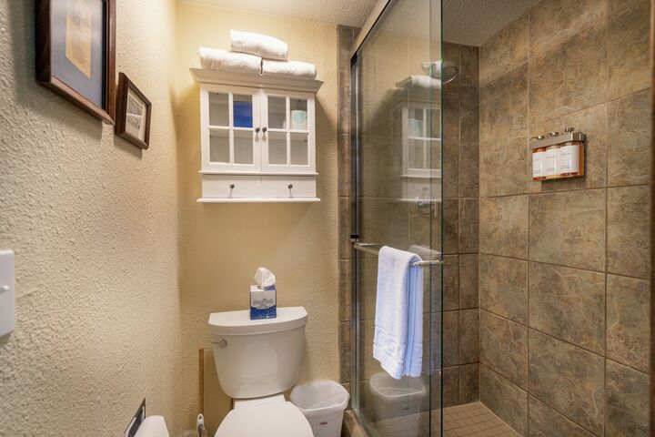 #11 - Hotel Room Bathroom