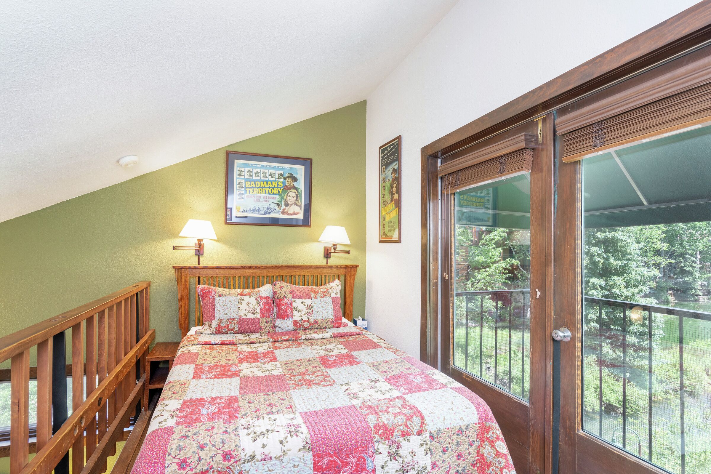 #5 - Hotel Room Loft