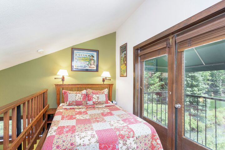 #5 - Hotel Room Loft