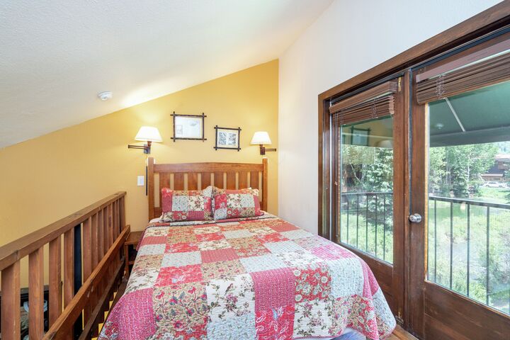 #6 - Hotel Room Loft