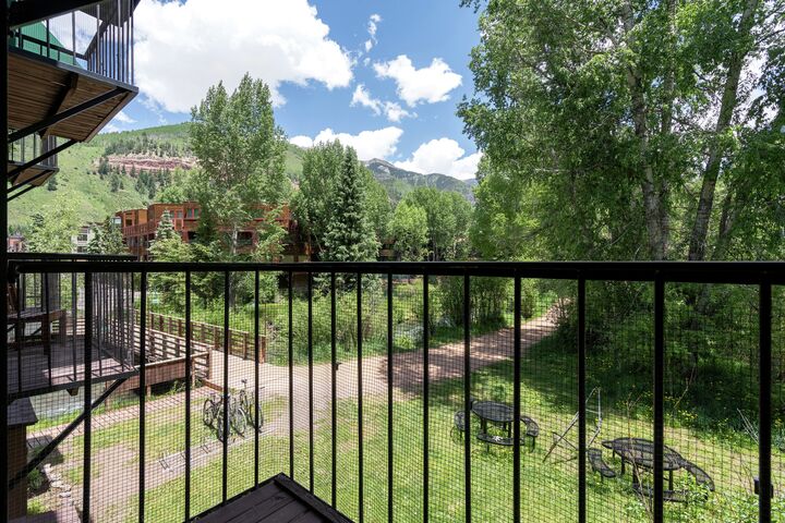 #7 - Balcony