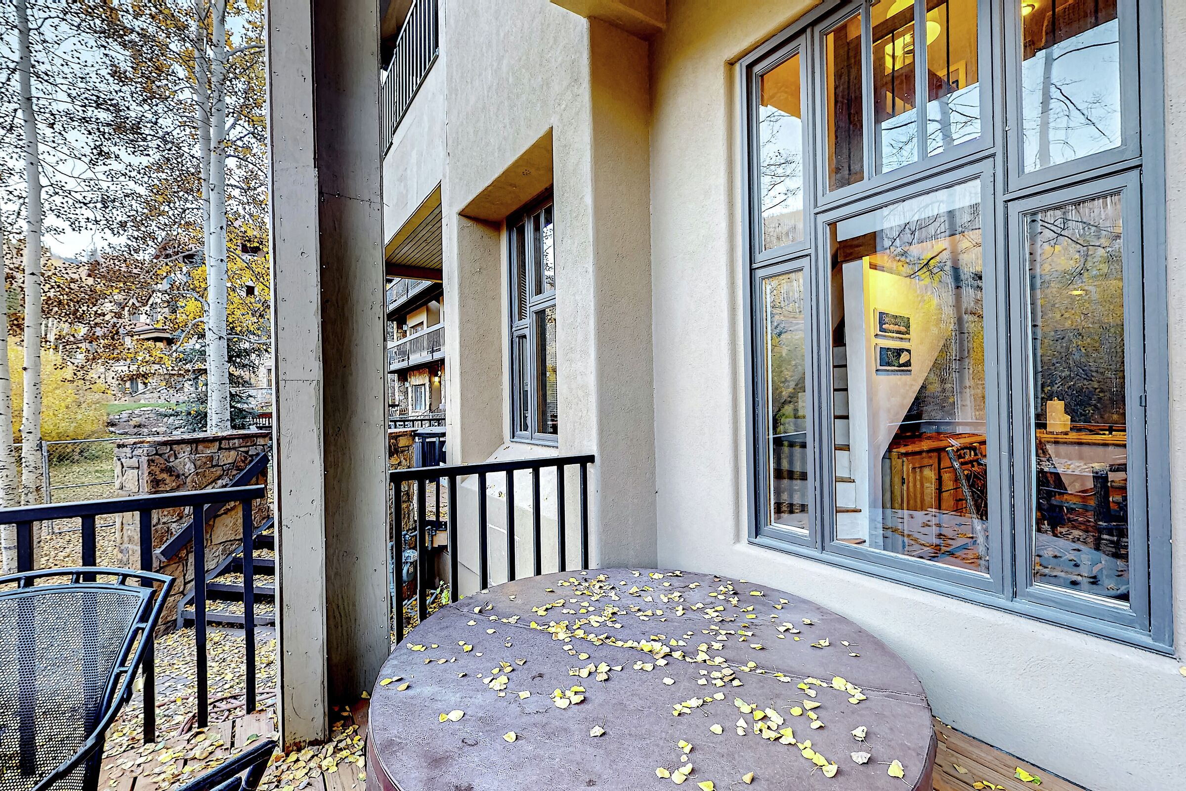 Deck with Hot Tub 
