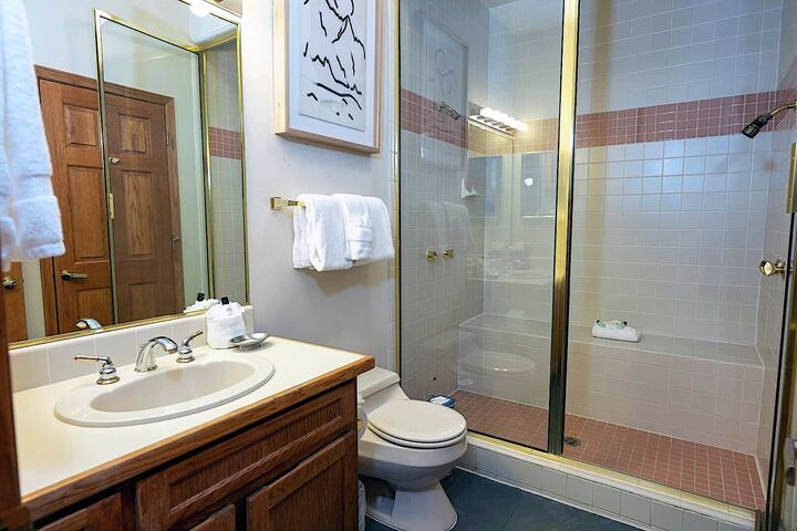 Ensuite Bathroom