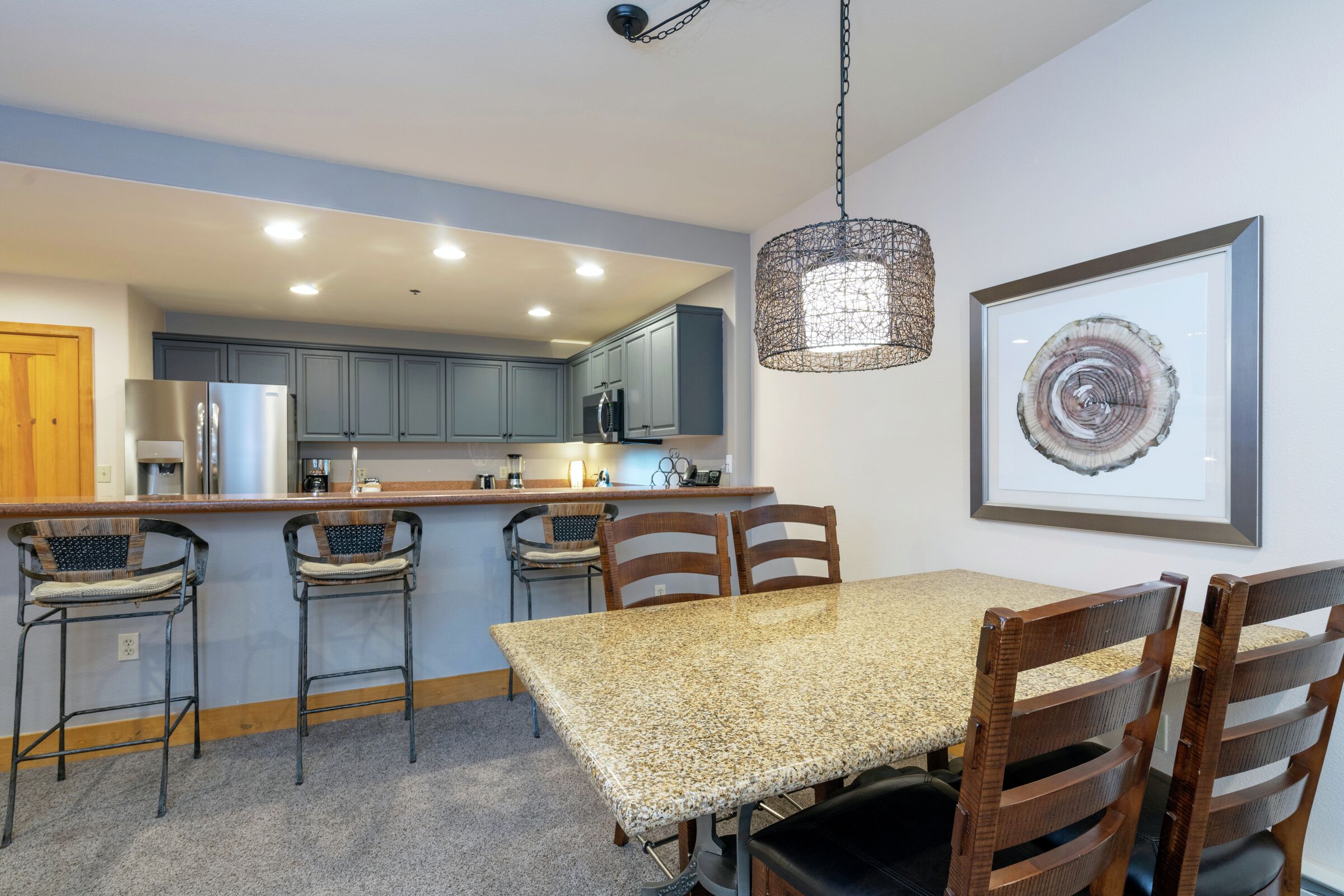 #105A - Dining Room & Kitchen