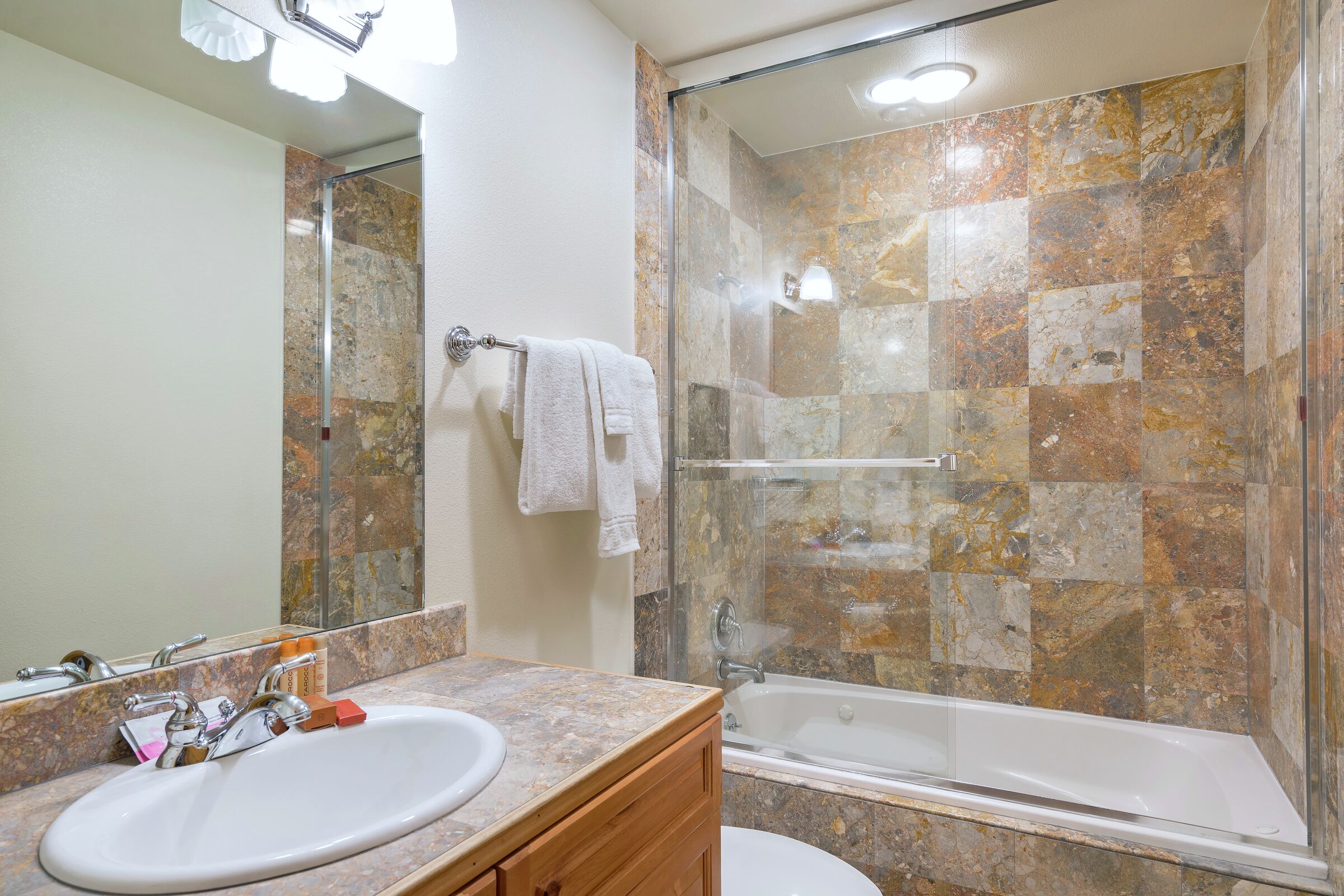 #110A - Bathroom