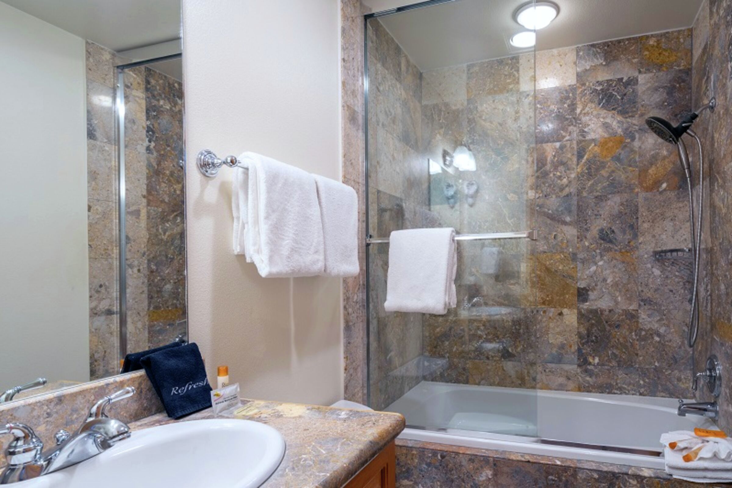 #311 - Bathroom